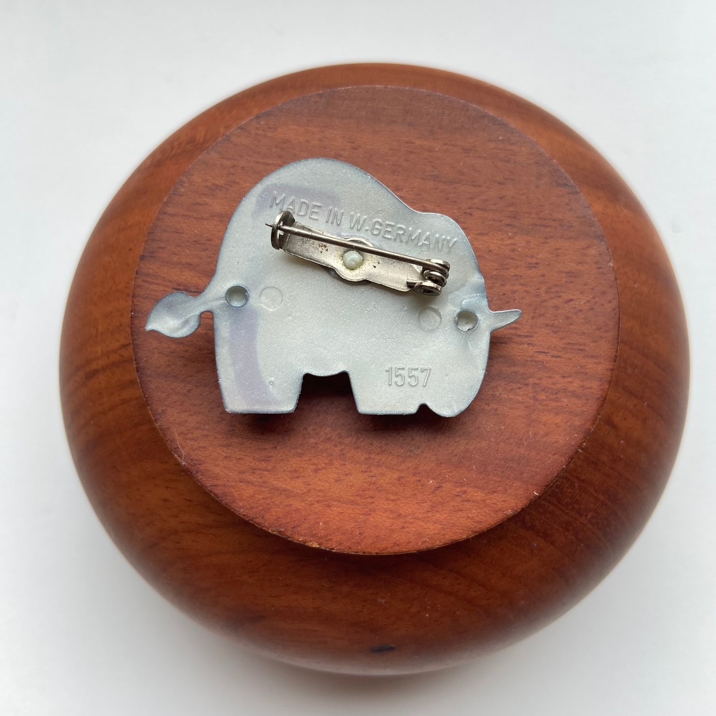 Vintage broche grijze olifant
