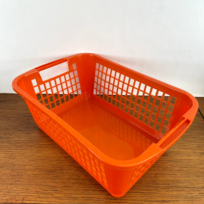 Klein oranje mandje