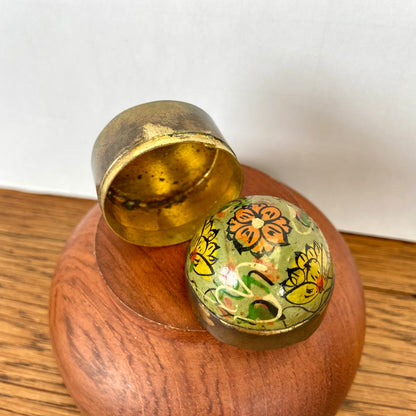 Vintage pillendoosje bol lichtgroen