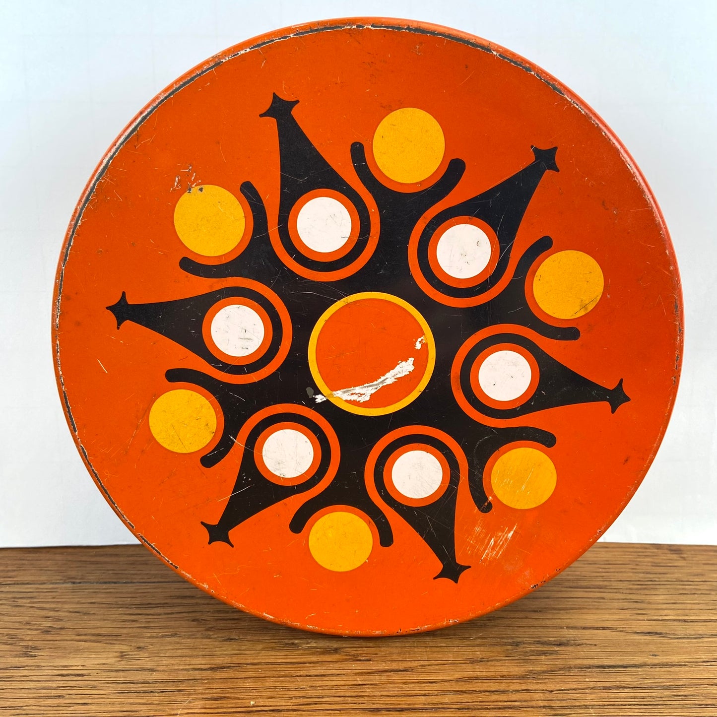 Vintage koekjesblik oranje