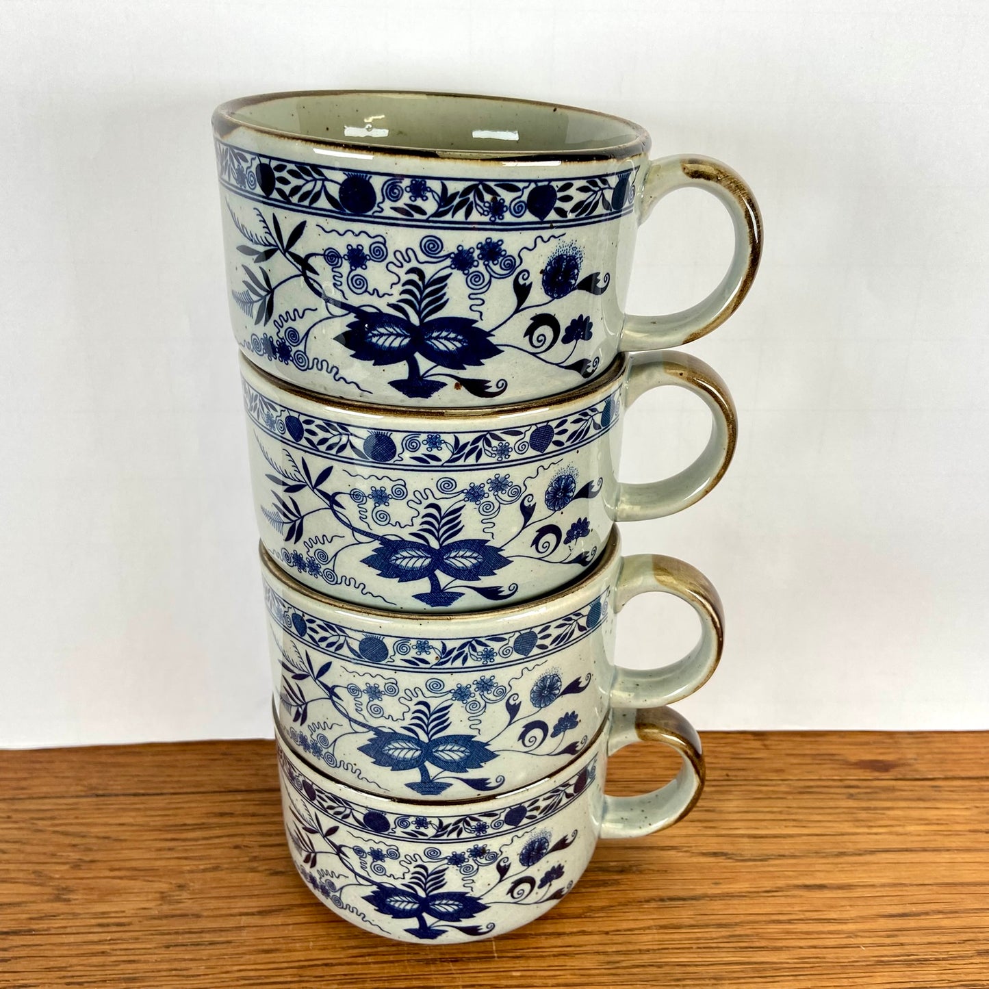 4 vintage soepkomen blauw