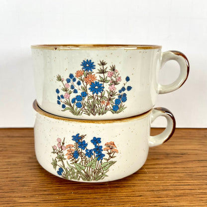 Vintage soepkommen wilde bloemen