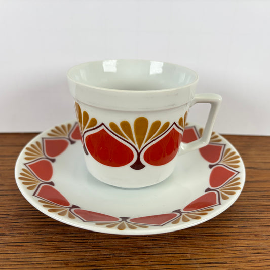 Vintage kop en schotel rood