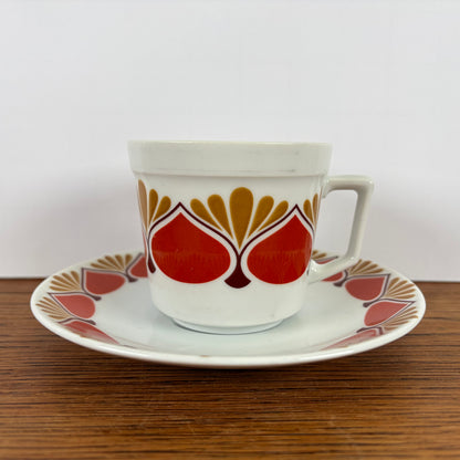 Vintage kop en schotel rood