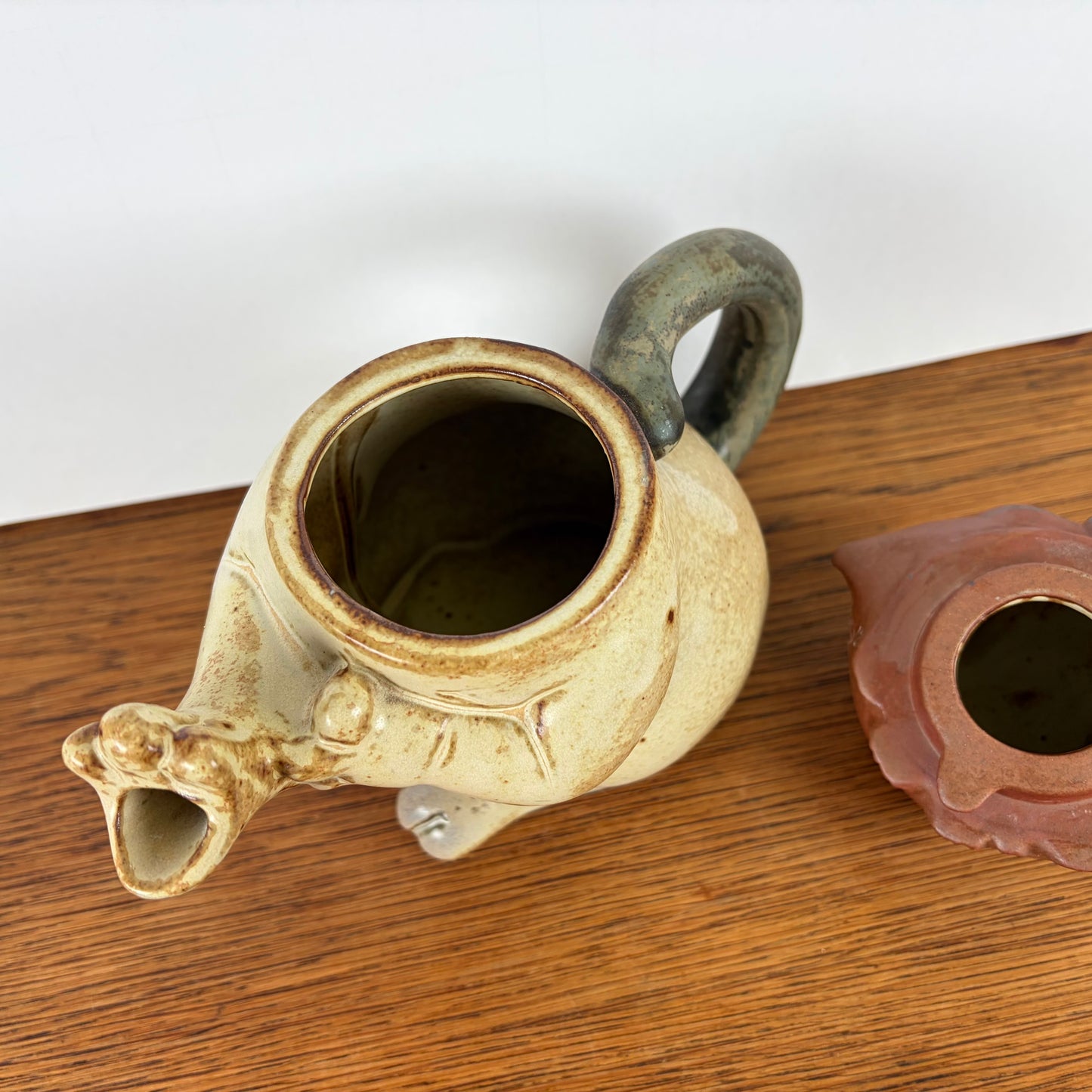 Vintage theepot kat jaren 50