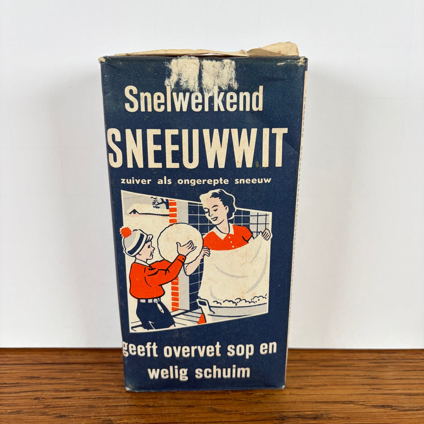 Vintage wasmiddel verpakking Sneeuwwit