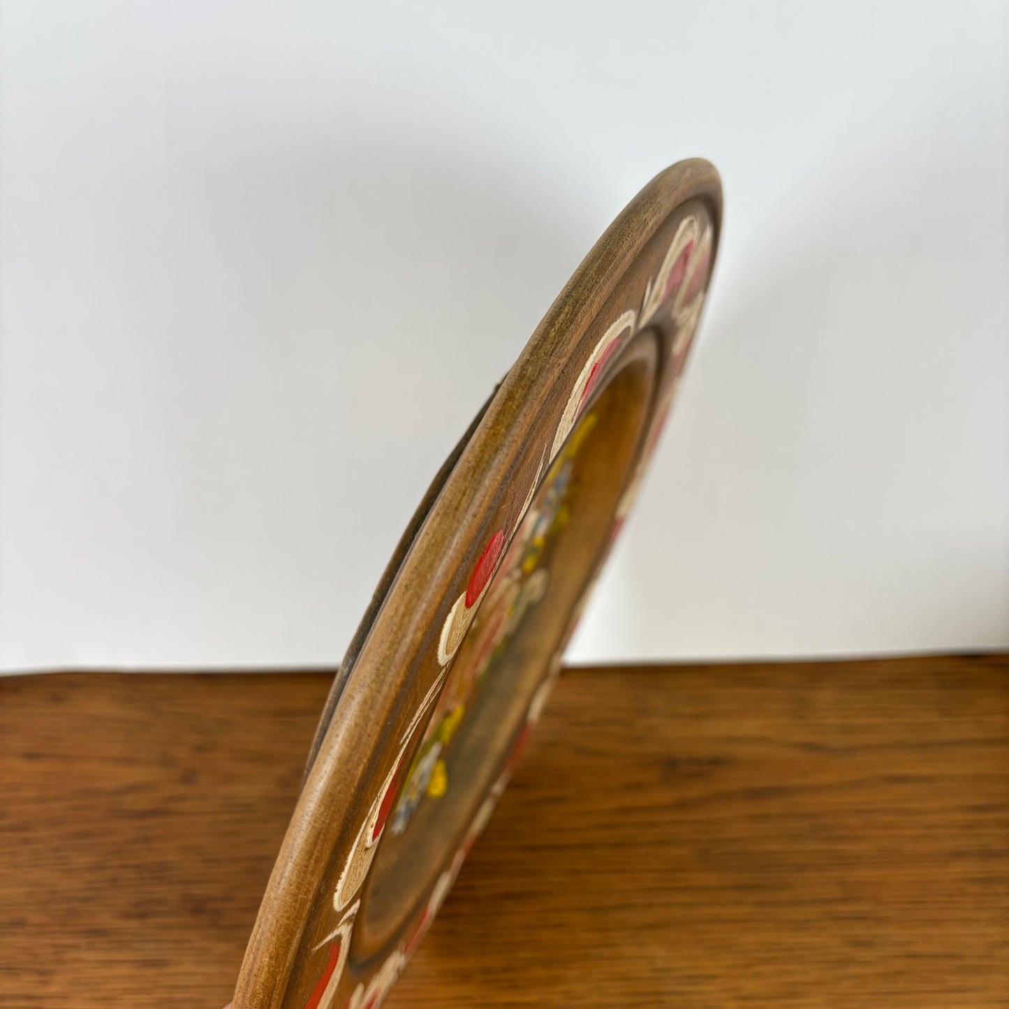 Vintage houten wandbord rood