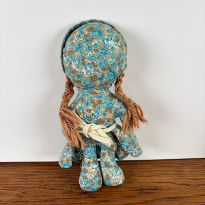 Vintage popje Holly Hobbie stijl blauw