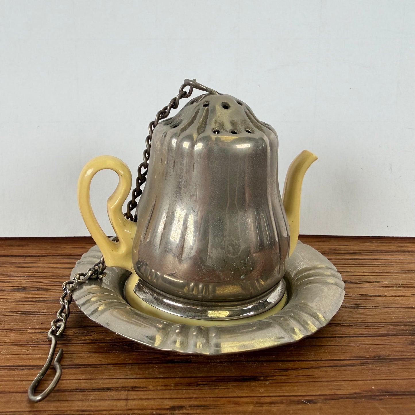 Vintage theezeefje theepot