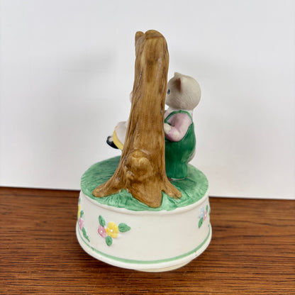 Vintage muziekdoosje Kitty Cucumber schommel