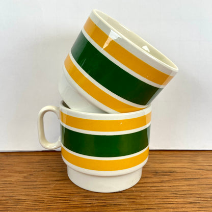 2 vintage soepkommen geel groen