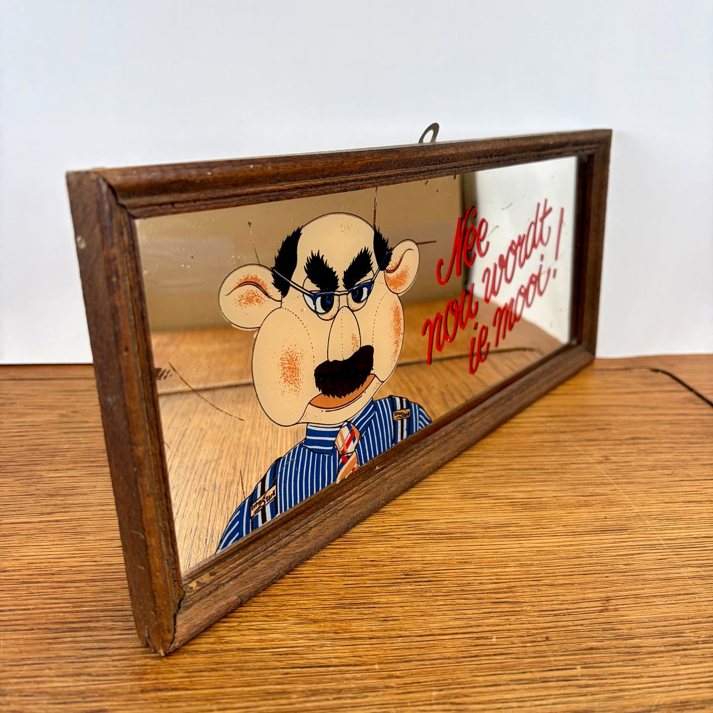 Vintage spiegel met Ome Joop