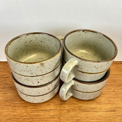 Set van 4 vintage soepkommen