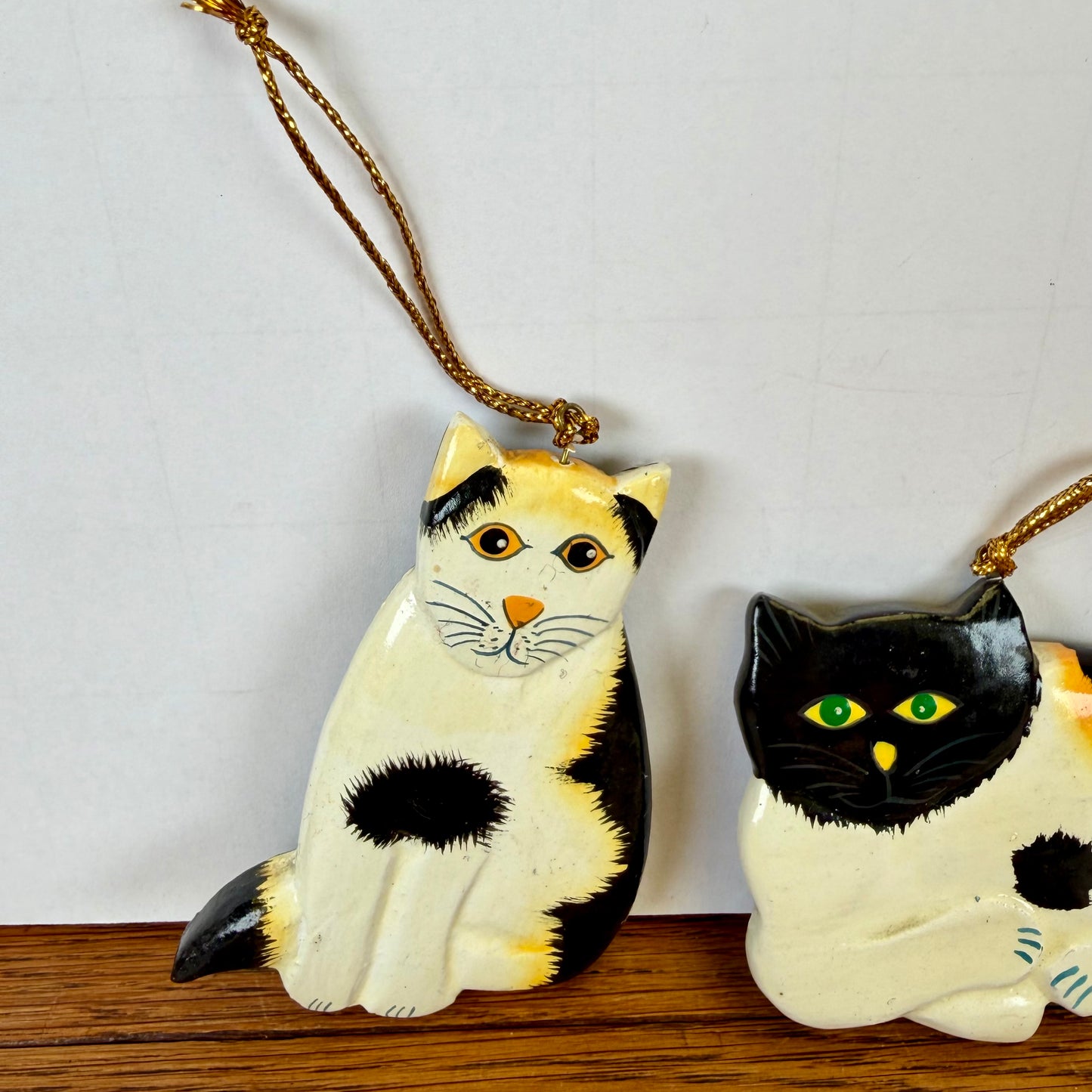 Vintage houten kattenhangers