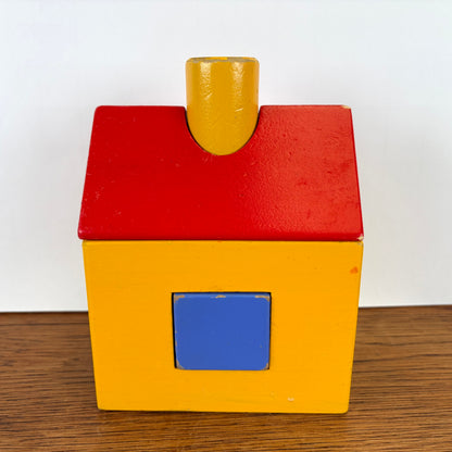 Houten blokken puzzel huisje