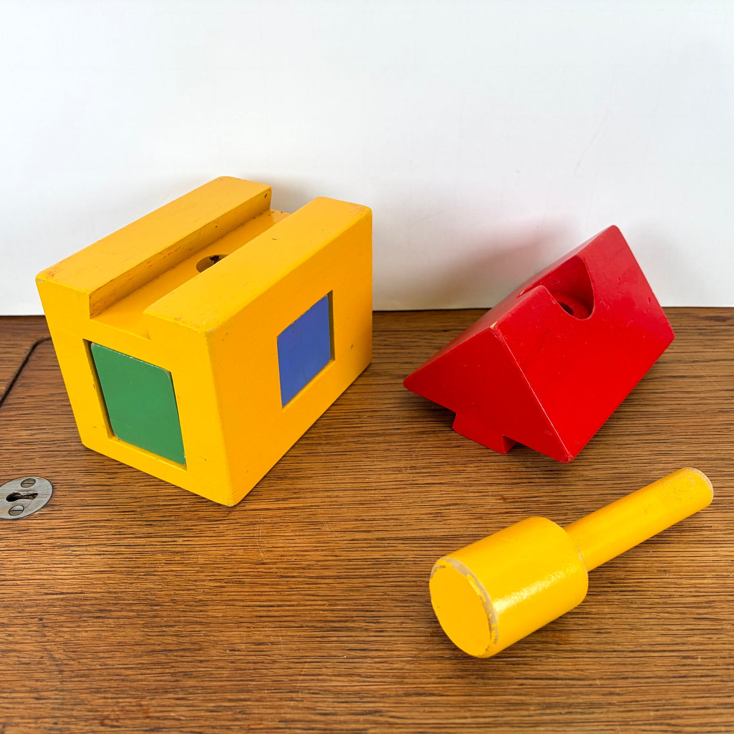 Houten blokken puzzel huisje