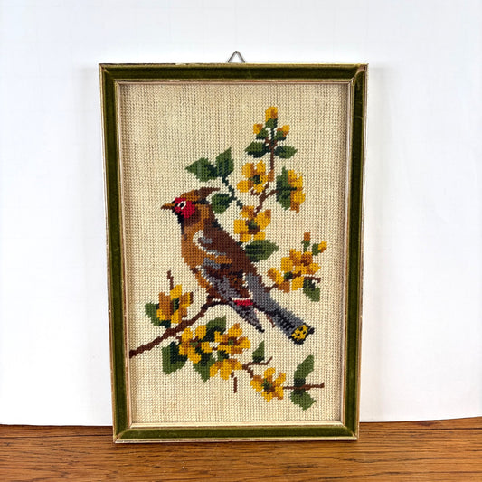Vintage geborduurd schilderijtje vogel