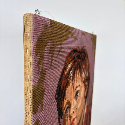 Vintage borduurwerk huilend jongetje