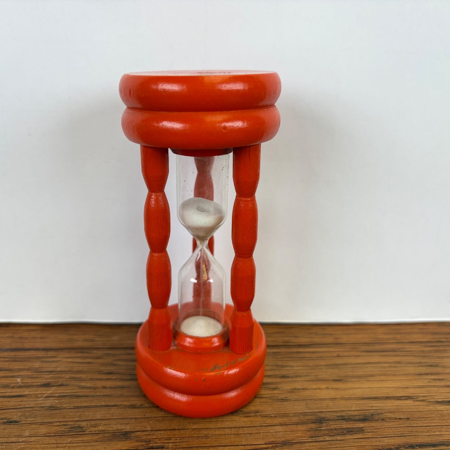 Vintage houten oranje zandloper