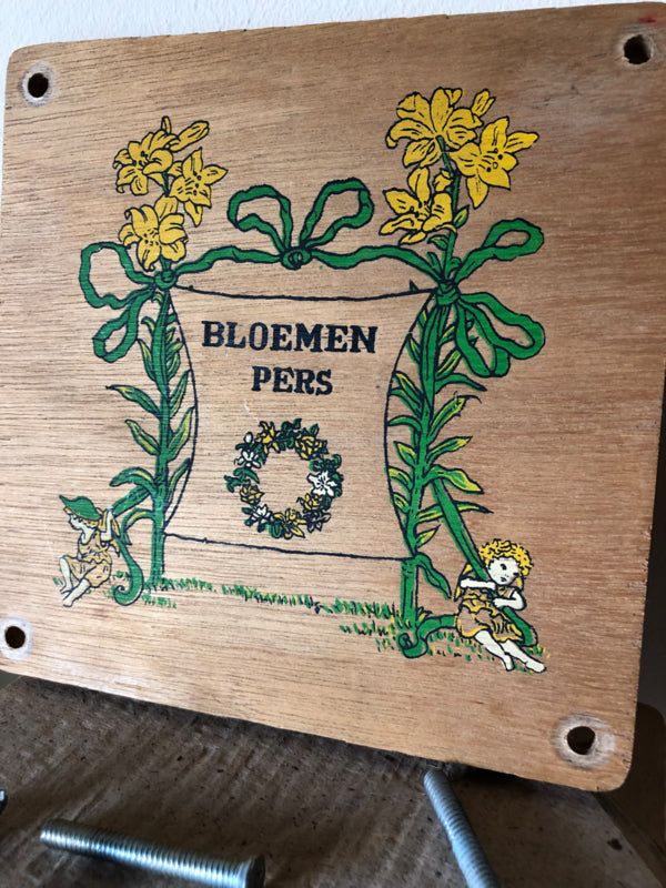 Vintage bloemenpers