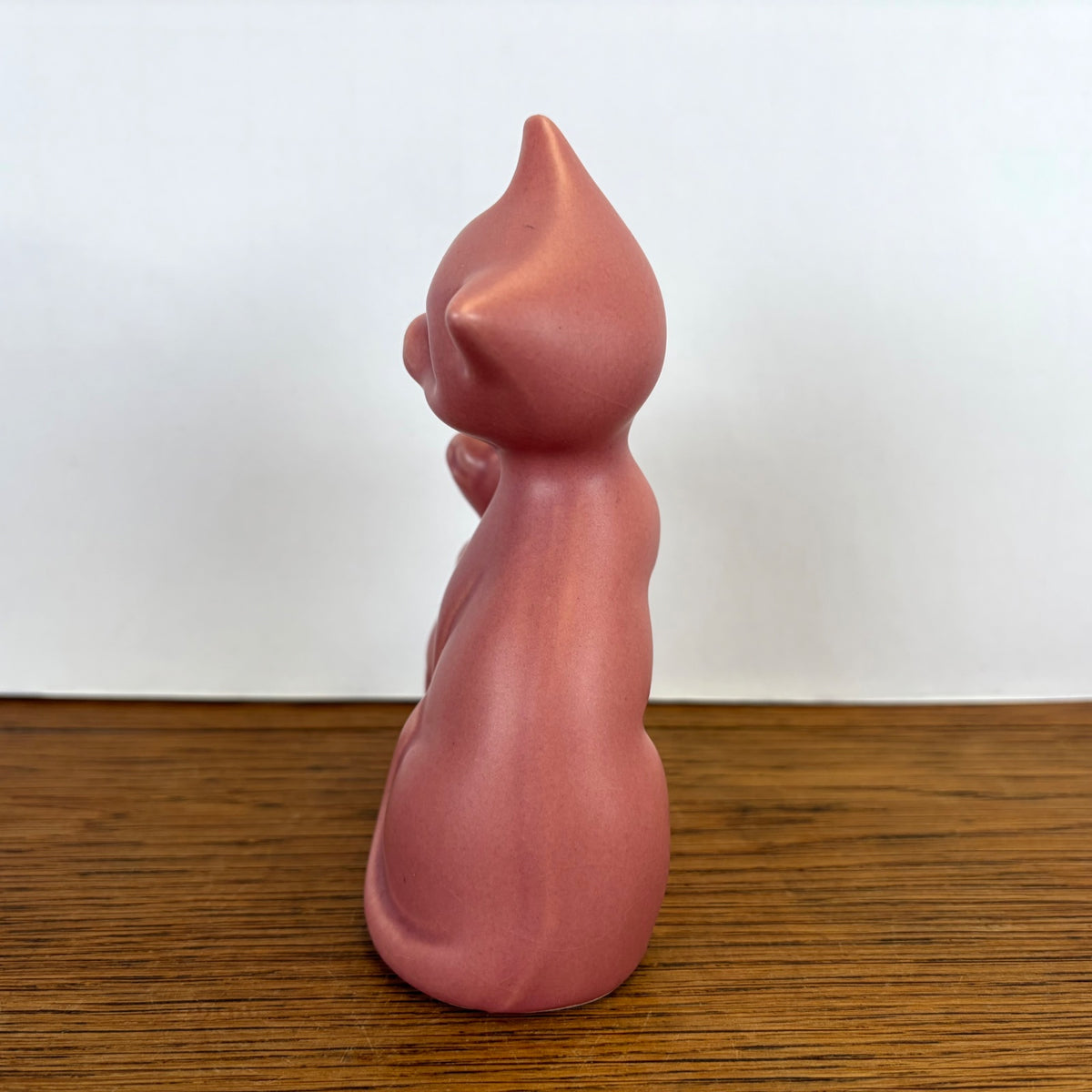 Vintage keramiek beeldje twee katten roze