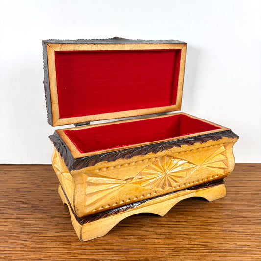 Vintage houten sieradendoos