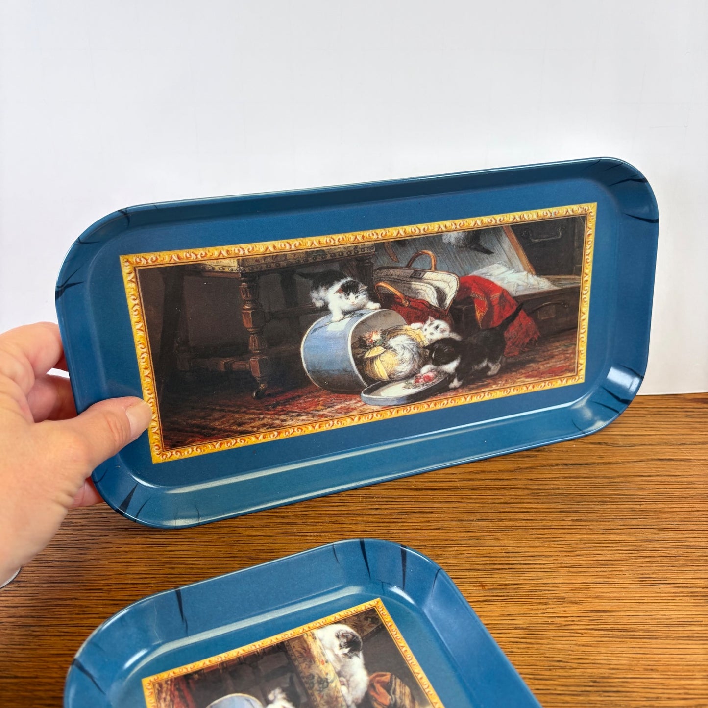 Vintage set 2 dienbladen katten