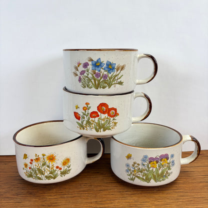 Vintage soepkommen wilde bloemen