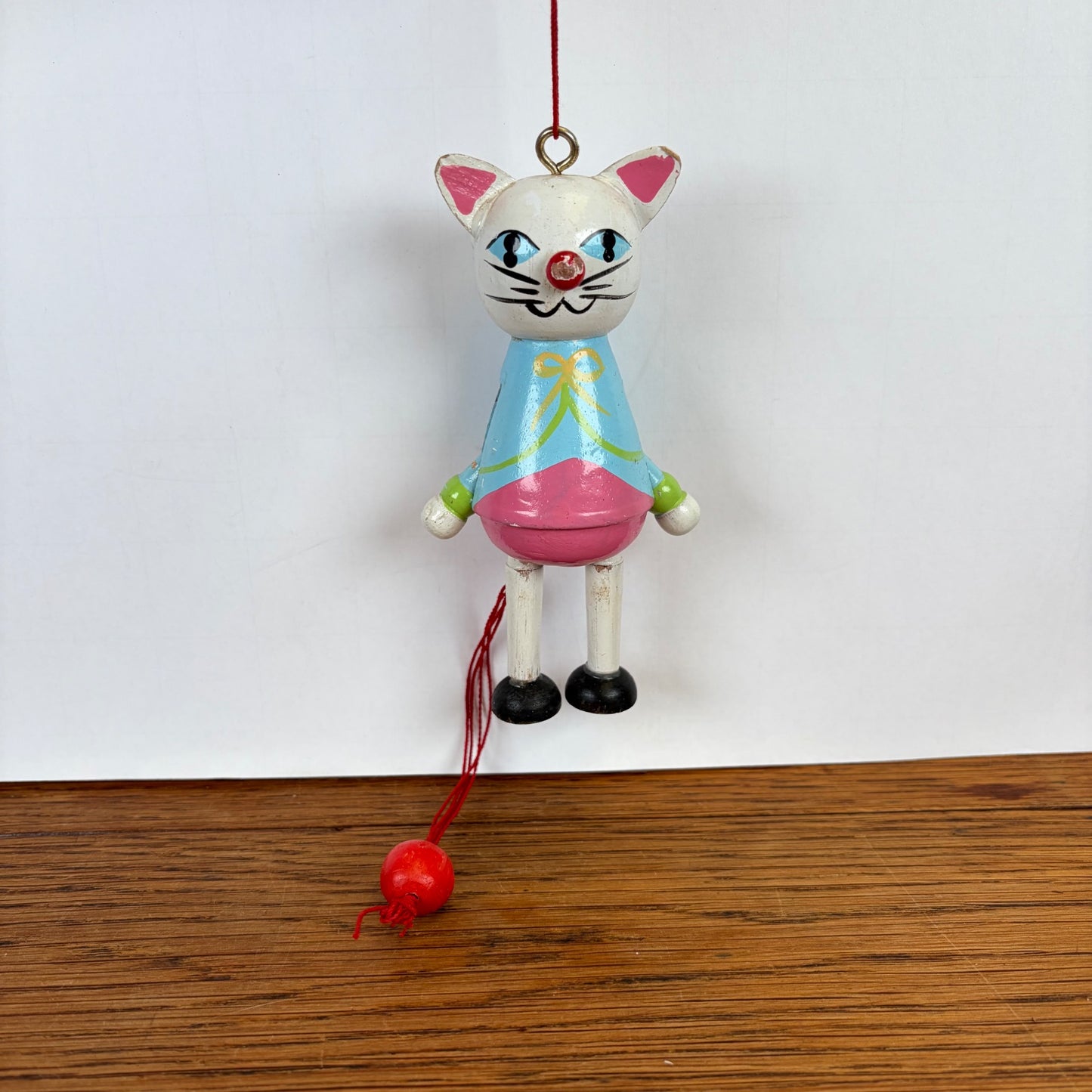 Vintage houten trekpopje kat