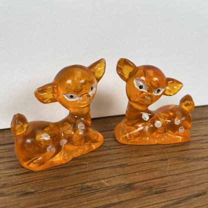 2 vintage oranje Lucite fawn hertjes