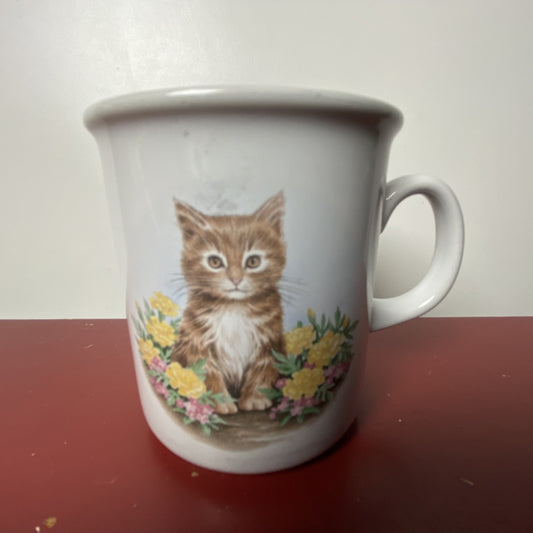 Beker met rode kater