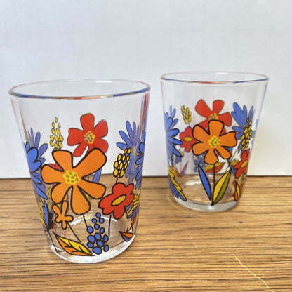 2 vintage bloemen glaasjes