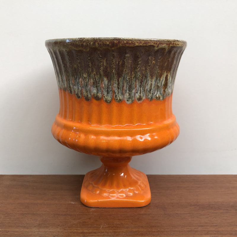 Vintage oranje bloempot