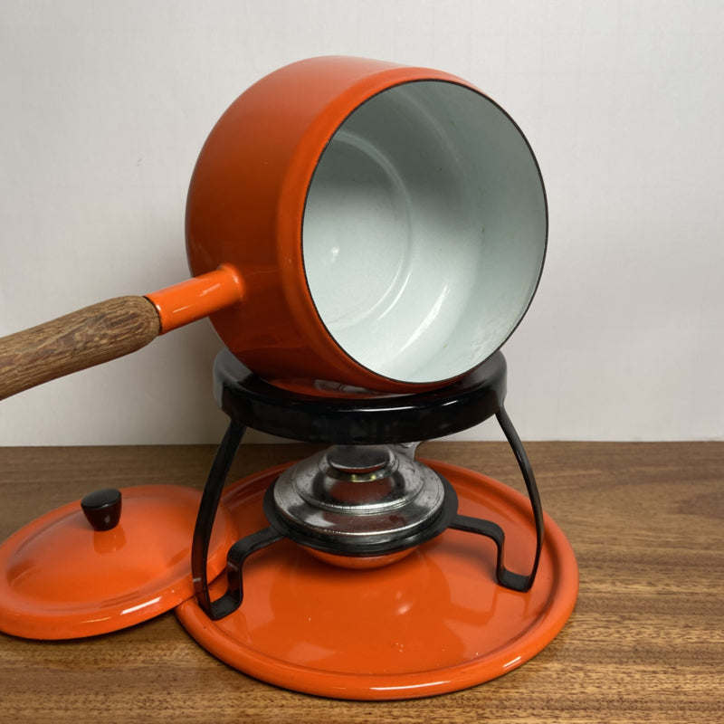 Vintage oranje fonduepan