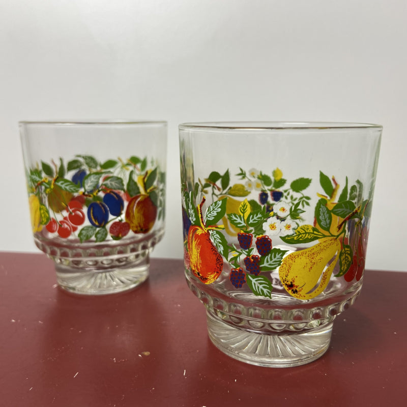 Setje vintage fruitglaasjes