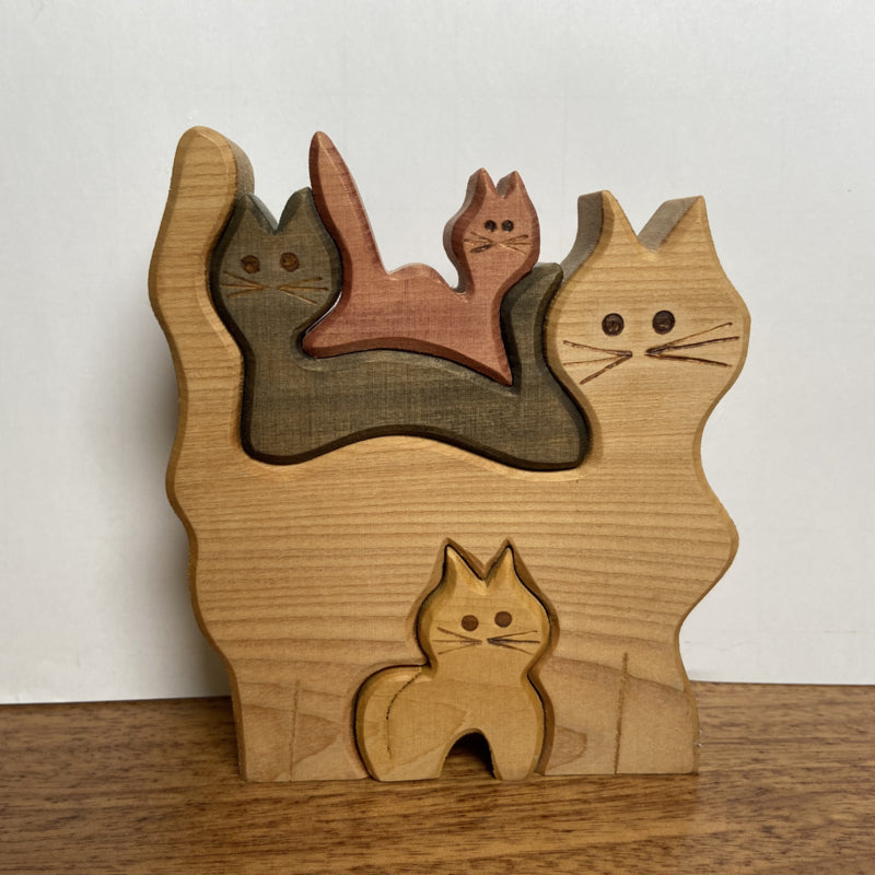 Vintage houten kat met kittens