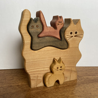 Vintage houten kat met kittens