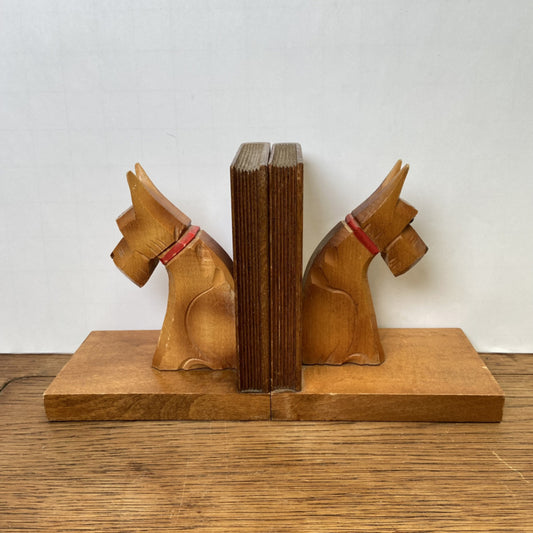 houten boekensteunen hondjes